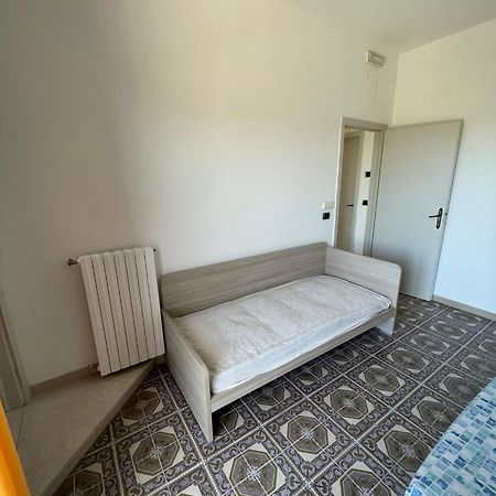 Trentatre Quarantatre Bed & Breakfast Mola di Bari Eksteriør bilde