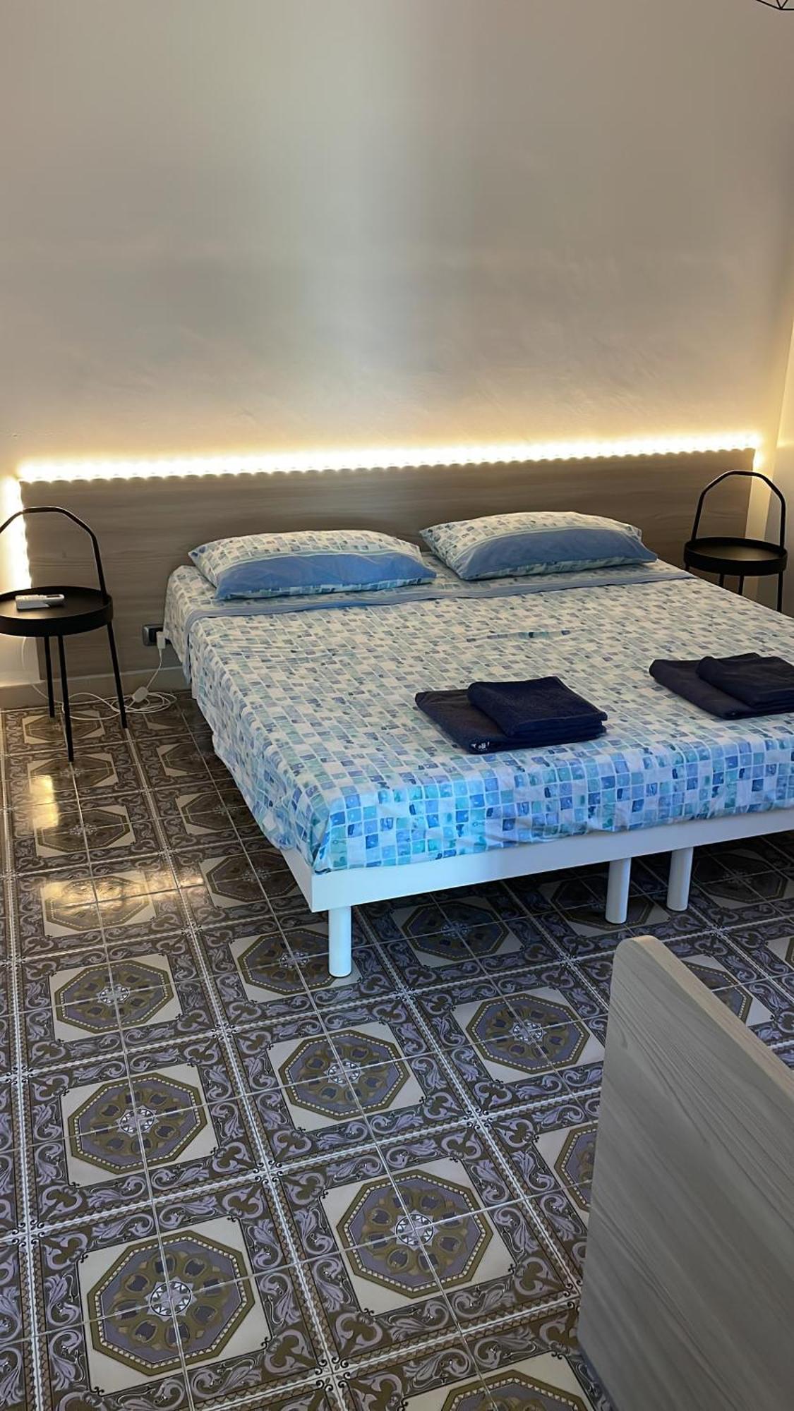 Trentatre Quarantatre Bed & Breakfast Mola di Bari Eksteriør bilde
