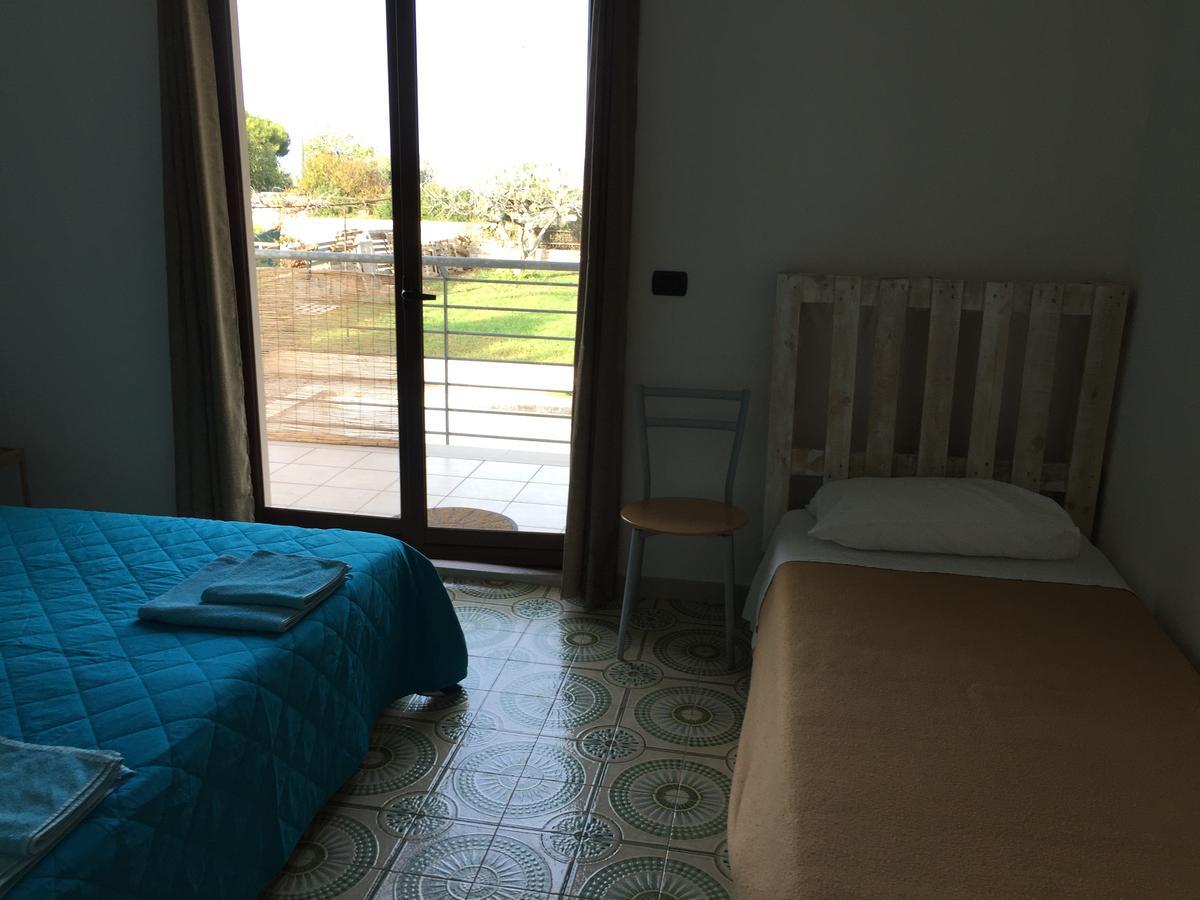Trentatre Quarantatre Bed & Breakfast Mola di Bari Eksteriør bilde