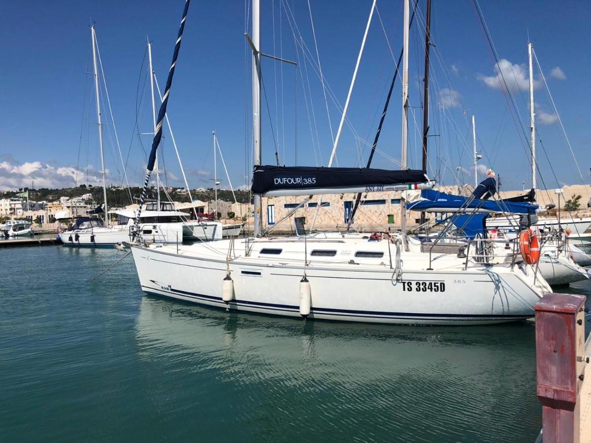 Trentatre Quarantatre Bed & Breakfast Mola di Bari Eksteriør bilde